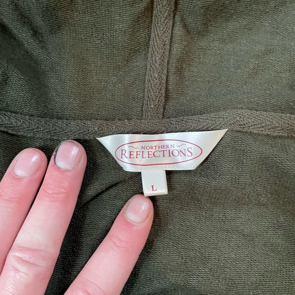 Green northern reflections belted cardigan size large - Picture 2 of 2